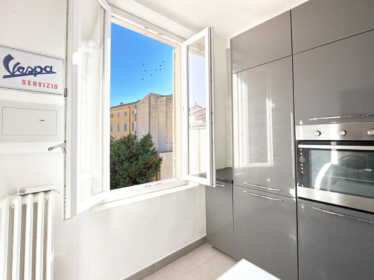 Luxury Apartment Next To The Francescana Modena Exteriér fotografie