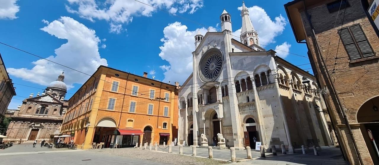 Luxury Apartment Next To The Francescana Modena Exteriér fotografie